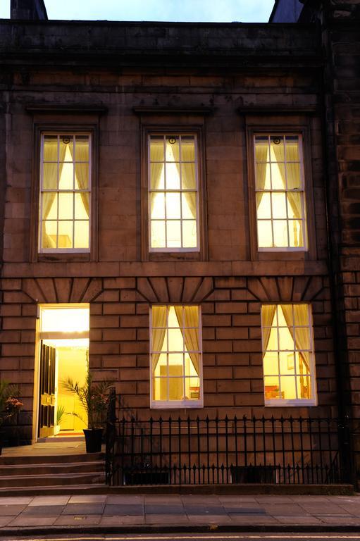 Edinburgh City Suites Oda fotoğraf