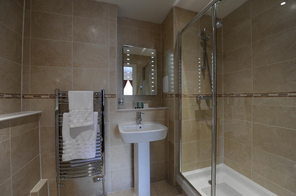 Edinburgh City Suites Oda fotoğraf