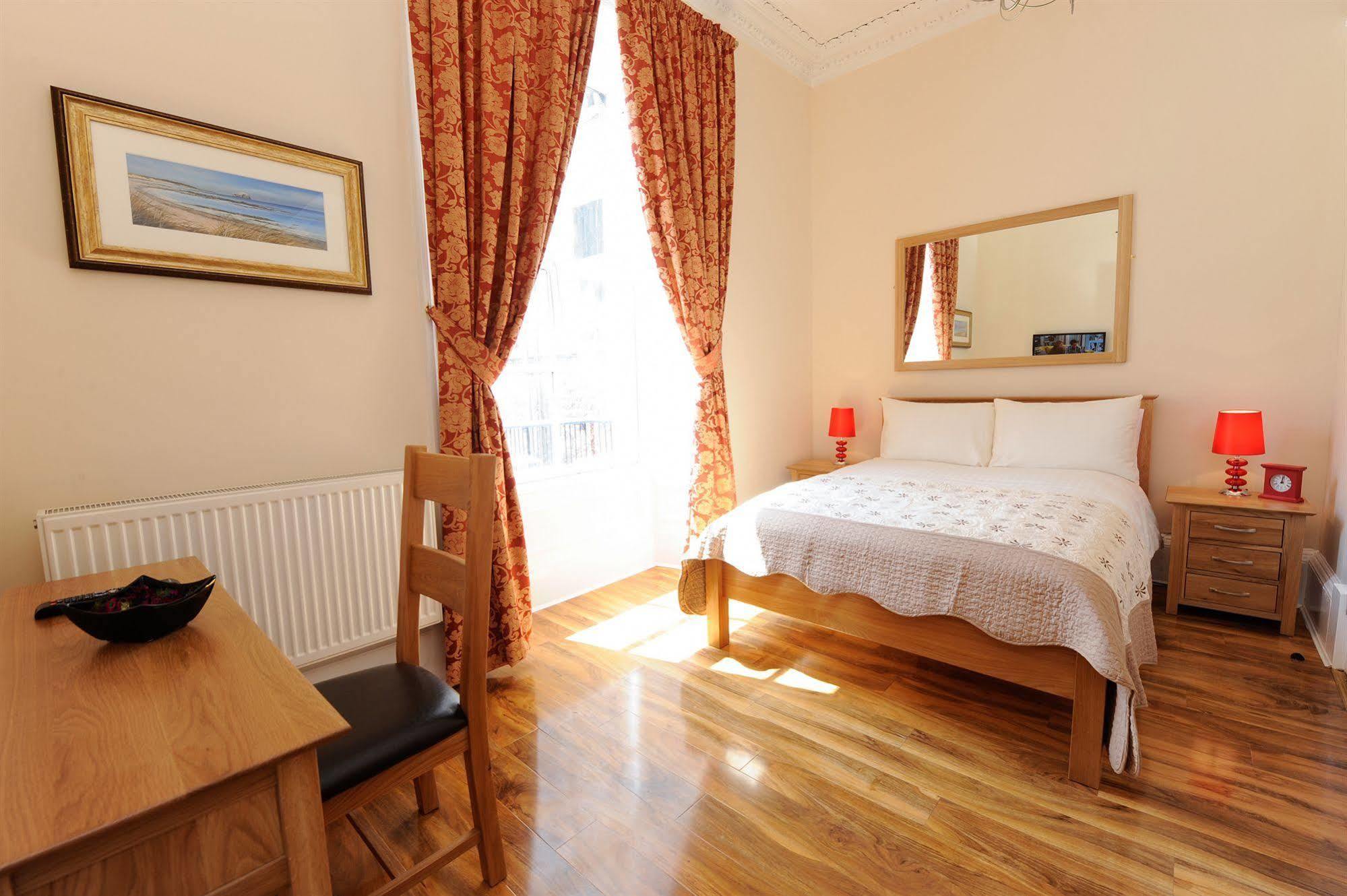 Edinburgh City Suites Dış mekan fotoğraf